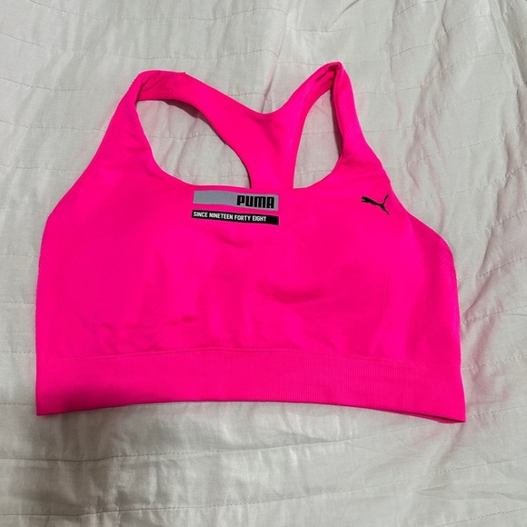 Puma Women's Pink Sports Bra - Picture 1 of 2